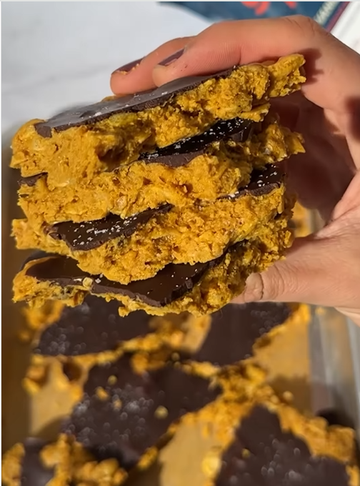 Image of chocolate peanut butter bark recipe made using Goode health or Butterfinger Bark